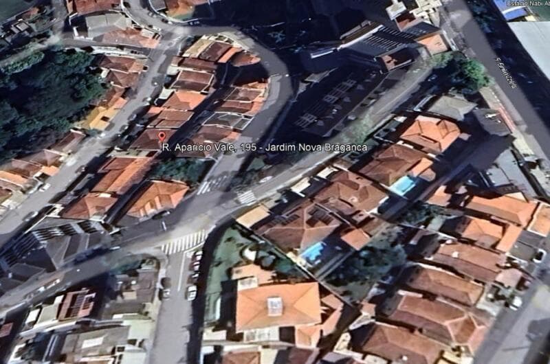 Foto 4 de 16: Terreno em leilão em Bragança Paulista - SP — LOTE 005 IMÓVEL, URBANO, LOCALIZADO NA RUA APARÍCIO VALLE, Nº 195, JARDIM NOVA BRAGANÇA, BRAGANÇA PA