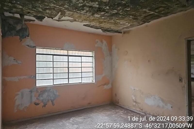 Foto 9 de 16: Terreno em leilão em Bragança Paulista - SP — LOTE 005 IMÓVEL, URBANO, LOCALIZADO NA RUA APARÍCIO VALLE, Nº 195, JARDIM NOVA BRAGANÇA, BRAGANÇA PA