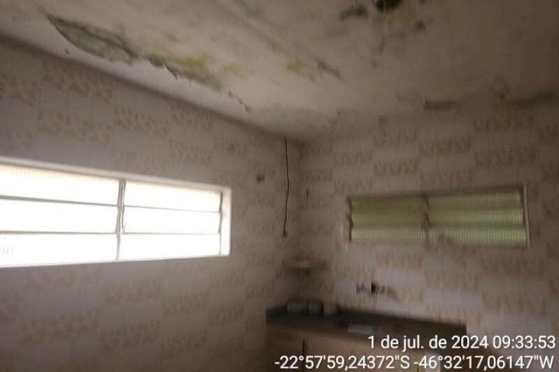 Foto 13 de 16: Terreno em leilão em Bragança Paulista - SP — LOTE 005 IMÓVEL, URBANO, LOCALIZADO NA RUA APARÍCIO VALLE, Nº 195, JARDIM NOVA BRAGANÇA, BRAGANÇA PA