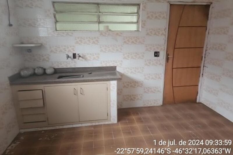 Foto 14 de 16: Terreno em leilão em Bragança Paulista - SP — LOTE 005 IMÓVEL, URBANO, LOCALIZADO NA RUA APARÍCIO VALLE, Nº 195, JARDIM NOVA BRAGANÇA, BRAGANÇA PA