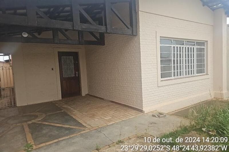 Foto 6 de 18: Terreno em leilão em Angatuba - SP — LOTE 007 IMÓVEL URBANO, LOCALIZADO NA RUA IRMÃOS BASILE, 390, CENTRO, MUNICÍPIO DE ANGATUBA/SP