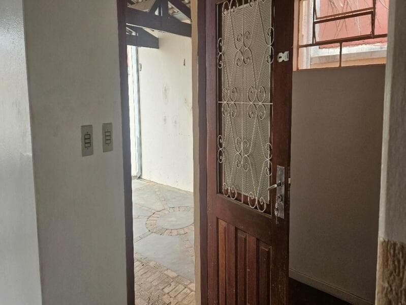 Foto 8 de 18: Terreno em leilão em Angatuba - SP — LOTE 007 IMÓVEL URBANO, LOCALIZADO NA RUA IRMÃOS BASILE, 390, CENTRO, MUNICÍPIO DE ANGATUBA/SP