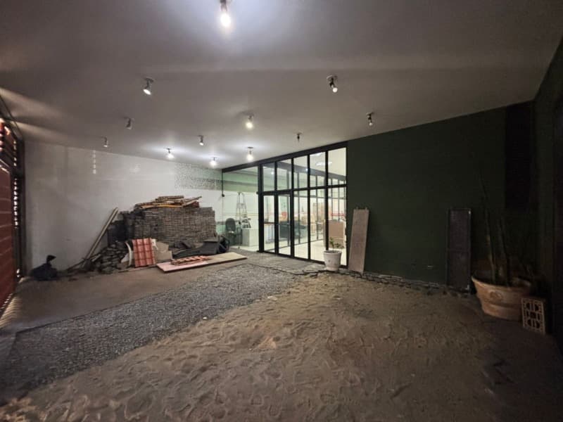 Foto 2 de 22: Comercial em leilão em São Paulo - SP, bairro Vila Mariana — LOTE 001 PRÉDIO COM 1600 M² - RUA DOMINGOS DE MORAIS, 1810, VILA MARIANA