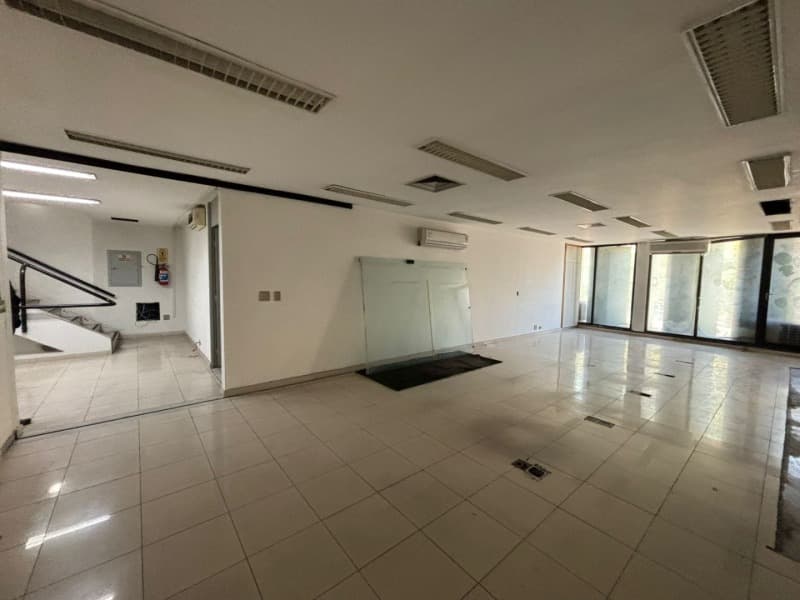 Foto 12 de 22: Comercial em leilão em São Paulo - SP, bairro Vila Mariana — LOTE 001 PRÉDIO COM 1600 M² - RUA DOMINGOS DE MORAIS, 1810, VILA MARIANA