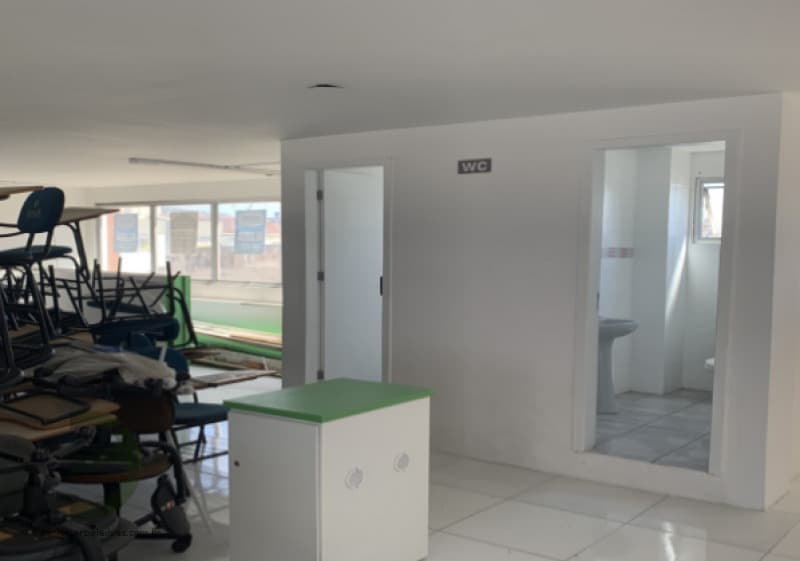 Foto 2 de 14: Comercial em leilão em São José - SC — LOTE 001 Sala Comercial