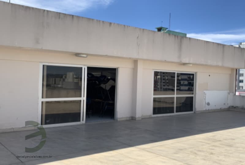 Foto 7 de 14: Comercial em leilão em São José - SC — LOTE 001 Sala Comercial