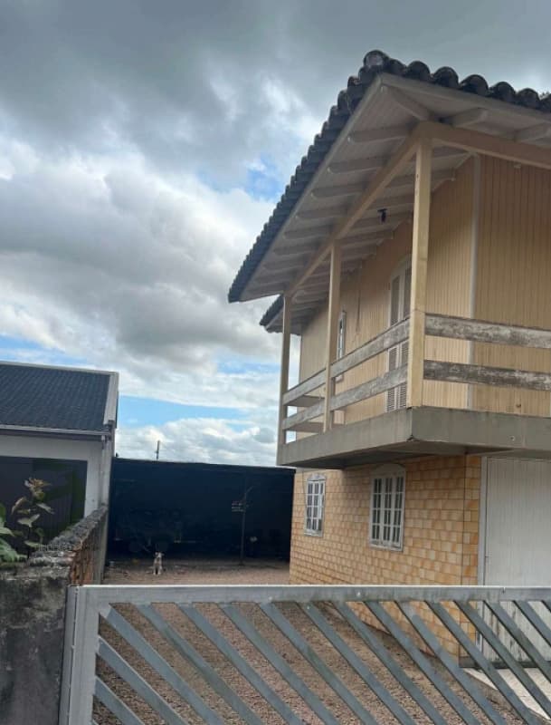 Foto 3 de 3: Terreno em leilão em Forquilhinha - SC — LOTE 001 Direitos Possessórios