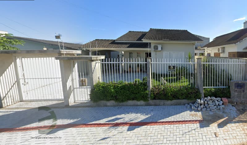 Terreno em leilão em Araranguá - SC — LOTE 001 Direitos