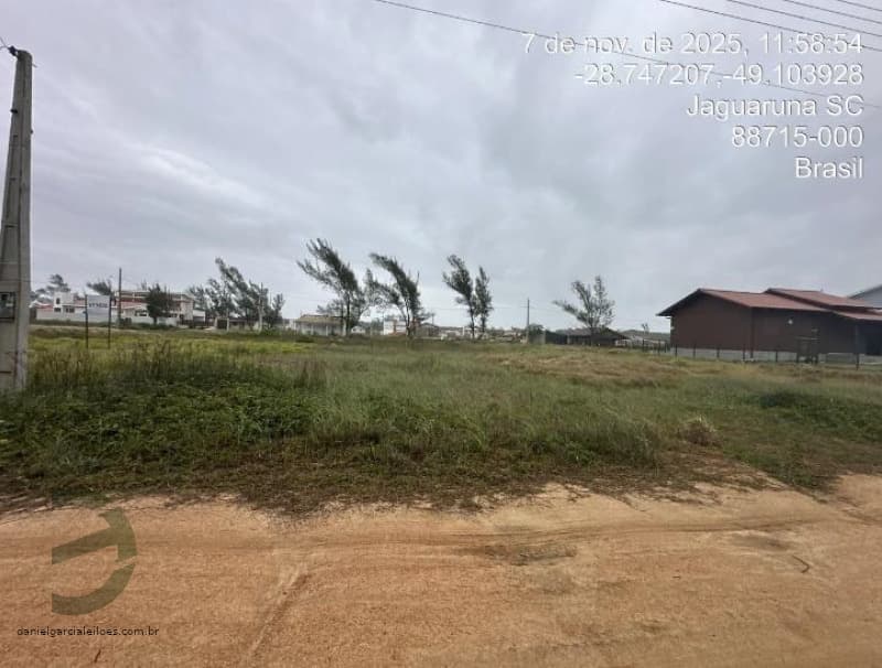 Foto 1 de 11: Terreno em leilão em Jaguaruna - SC — LOTE 001 Terreno