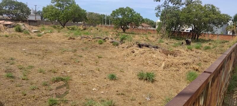 Foto 2 de 12: Terreno em leilão em Palmas - TO, bairro Loteamento Palmas, 2ª Etapa Fase I — LOTE 001 Terreno