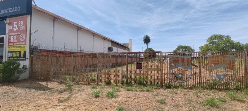 Foto 1 de 12: Terreno em leilão em Palmas - TO, bairro Loteamento Palmas, 2ª Etapa Fase I — LOTE 001 Terreno