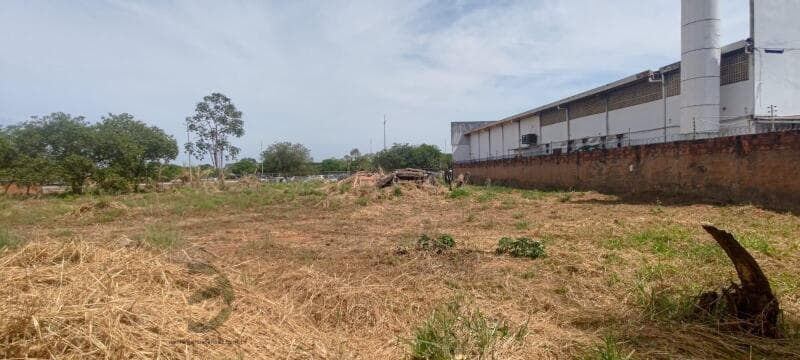 Foto 9 de 12: Terreno em leilão em Palmas - TO, bairro Loteamento Palmas, 2ª Etapa Fase I — LOTE 001 Terreno