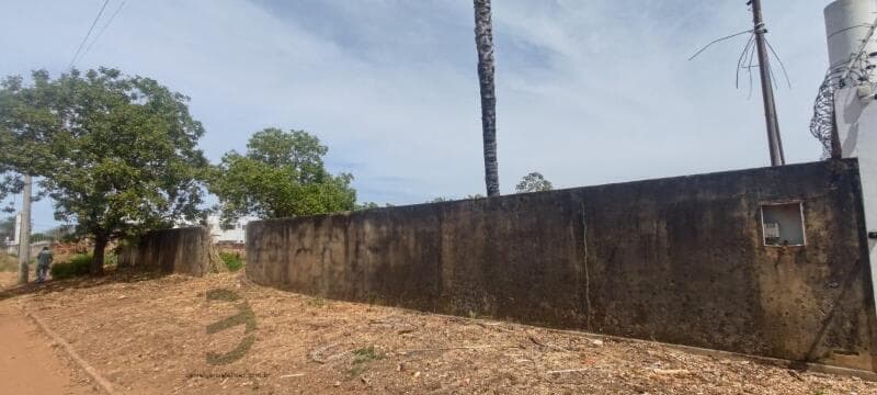 Foto 10 de 12: Terreno em leilão em Palmas - TO, bairro Loteamento Palmas, 2ª Etapa Fase I — LOTE 001 Terreno