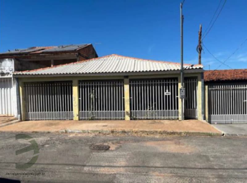 Casa em leilão em Cuiabá - MT — LOTE 010 Imóvel