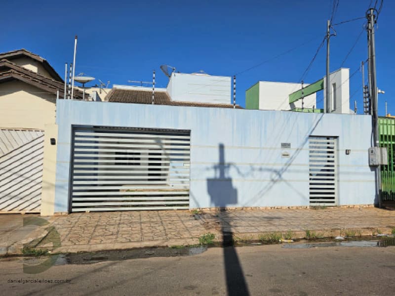 Foto 4 de 5: Casa em leilão em Várzea Grande - MT, bairro Jardim Costa Verde — LOTE 037 Imóvel