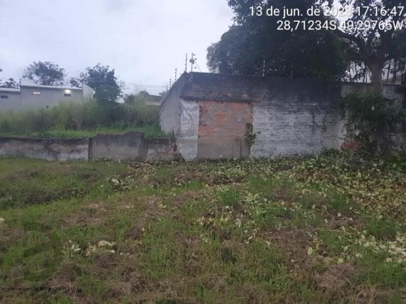 Foto 4 de 8: Terreno em leilão em Içara - SC, bairro Centro — LOTE 002 Imóvel