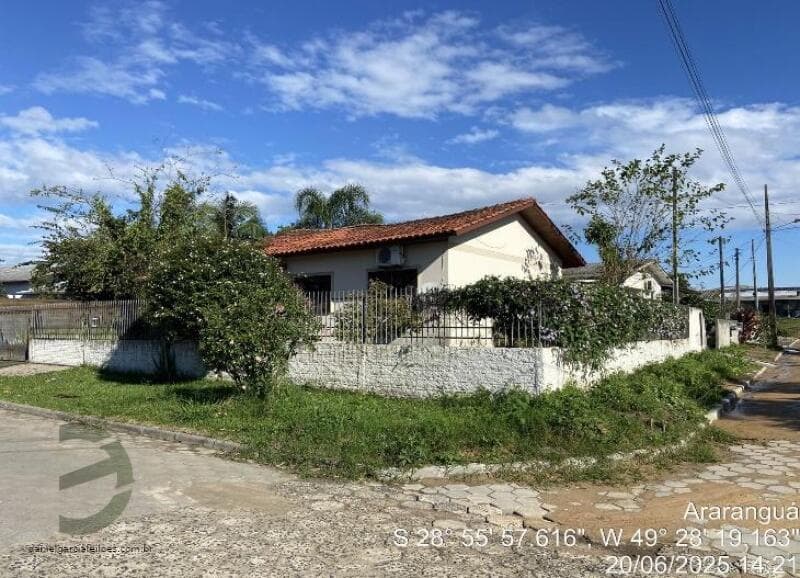 Foto 3 de 12: Casa em leilão em Araranguá - SC, bairro Coloninha — LOTE 012 Imóvel