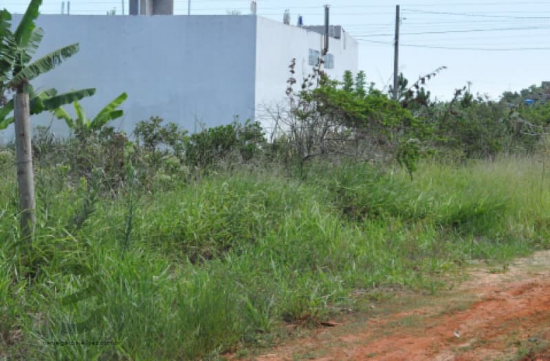 Terreno em leilão em Passo De Torres - SC, bairro Balneário Caravelle — LOTE 001 Terreno
