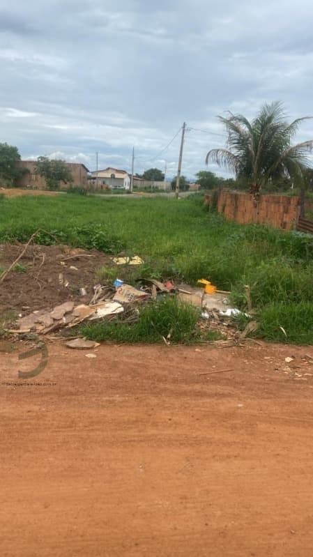 Foto 2 de 8: Terreno em leilão em Flores De Goiás - GO, bairro Jardim Alvorada — LOTE 016 Terreno