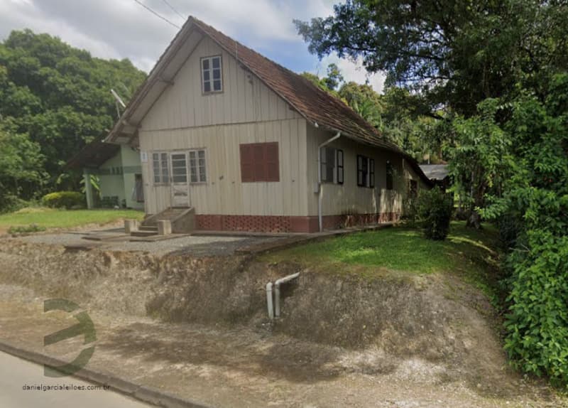 Terreno em leilão em Joinville - SC, bairro Nova Brasília — LOTE 001 Imóvel