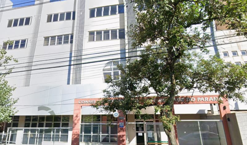 Foto 2 de 19: Comercial em leilão em Londrina - PR, bairro Centro — LOTE 004 Prédio Comercial