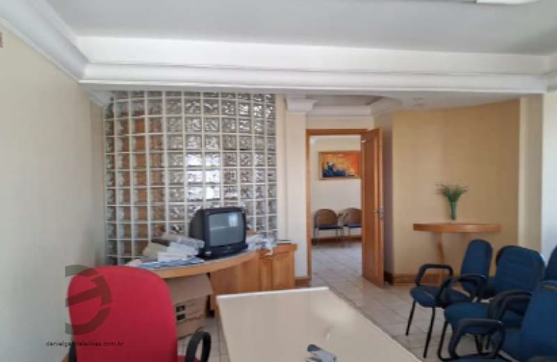 Foto 11 de 13: Comercial em leilão em Chapecó - SC, bairro Líder — LOTE 003 Sala Comercial