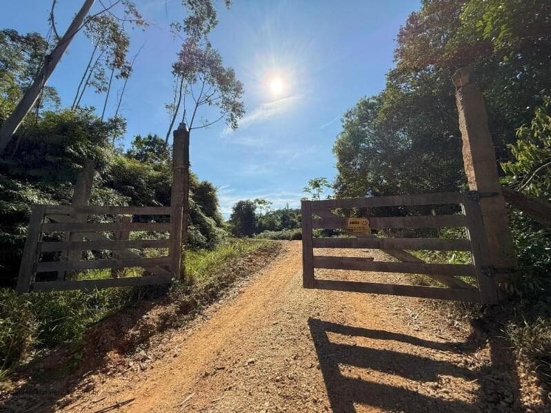Foto 13 de 22: Terreno em leilão em Canelinha - SC — LOTE 001 Terreno