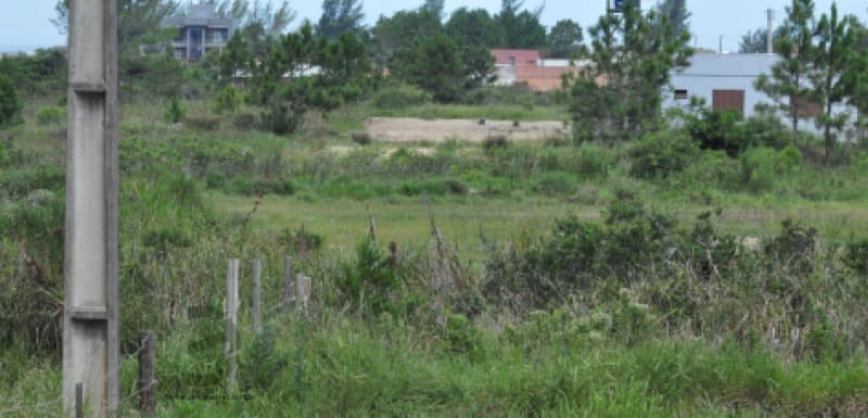 Foto 2 de 12: Terreno em leilão em Passo De Torres - SC, bairro Balneário Caravelle — LOTE 001 Terreno