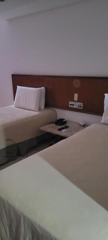 Foto 3 de 12: Apartamento em leilão em Salvador - BA, bairro Vitoria — LOTE 001 Apartamento