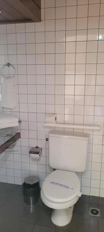 Foto 8 de 11: Apartamento em leilão em Salvador - BA, bairro Vitoria — LOTE 002 Apartamento