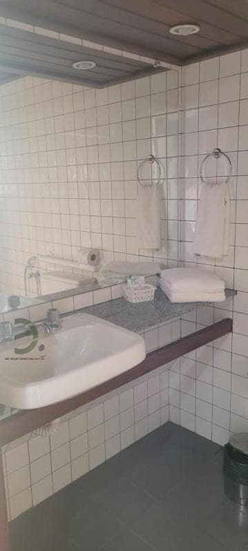 Foto 7 de 11: Apartamento em leilão em Salvador - BA, bairro Vitoria — LOTE 002 Apartamento