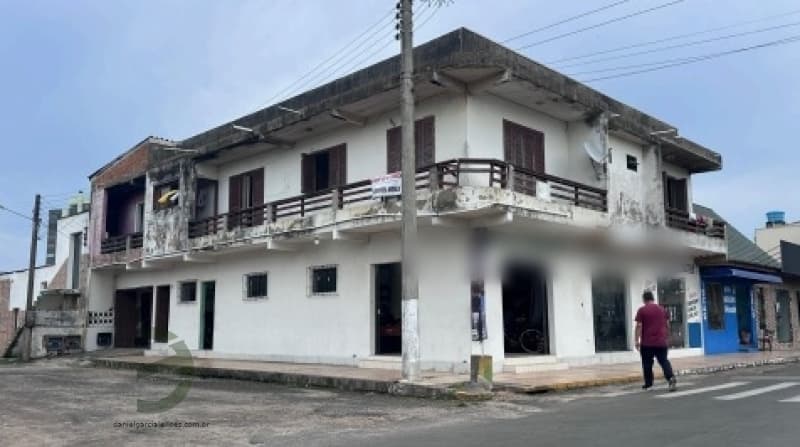 Foto 1 de 6: Terreno em leilão em Passo De Torres - SC, bairro Centro — LOTE 001 Direitos Possessórios