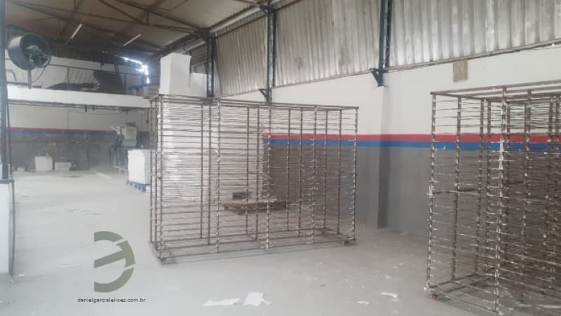 Foto 25 de 26: Comercial em leilão em Belford Roxo - RJ, bairro Centro — LOTE 001 Imóvel