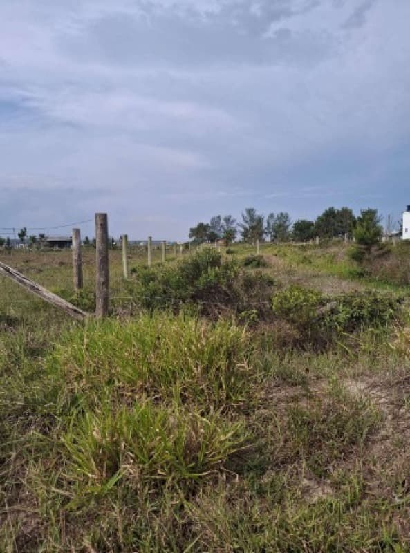 Foto 1 de 2: Terreno em leilão em Balneário Gaivota - SC, bairro Praia Valverde — LOTE 001 Terreno