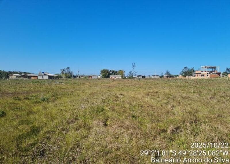 Foto 1 de 4: Terreno em leilão em Balneário Arroio Do Silva - SC, bairro Village — LOTE 011 Imóvel