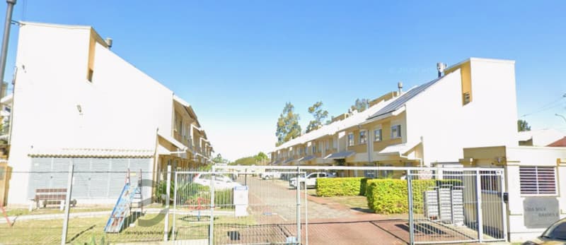 Casa em leilão em Porto Alegre - RS, bairro Zona Sul — LOTE 001 Imóvel