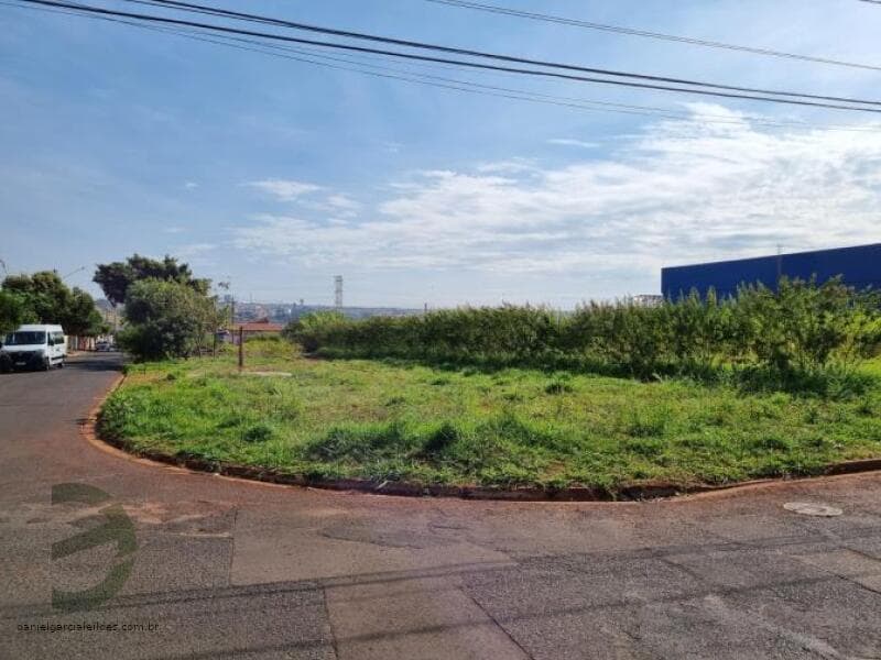 Foto 2 de 11: Terreno em leilão em Araraquara - SP — LOTE 002 Imóvel