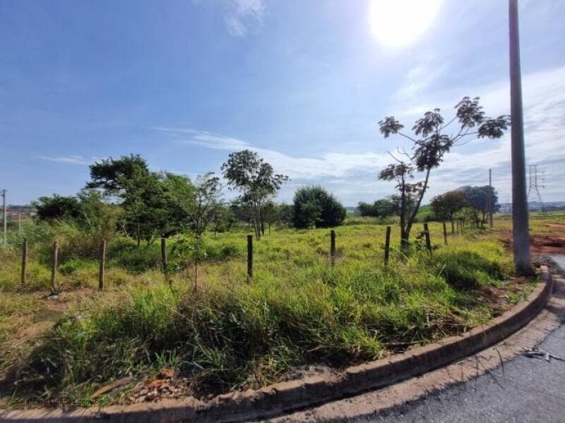 Foto 10 de 11: Terreno em leilão em Araraquara - SP — LOTE 002 Imóvel