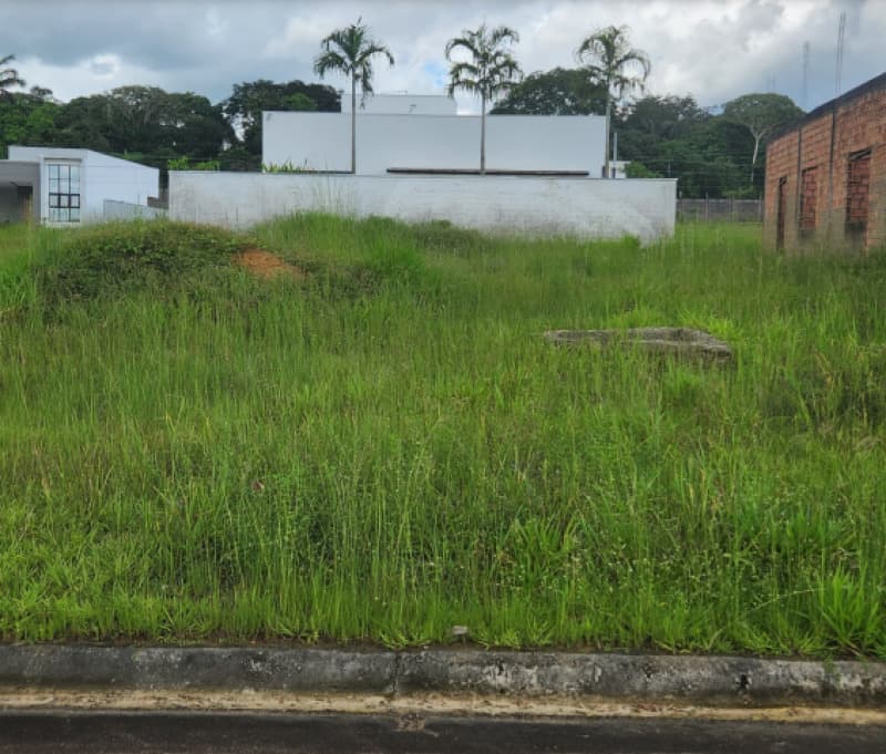 Terreno em leilão em Porto Velho - RO — LOTE 001 LOTE DE TERRAS URBANO NO CONDOMÍNIO RESIDENCIAL BOSQUES DO MADEIRA EM PORTO VELHO/RO