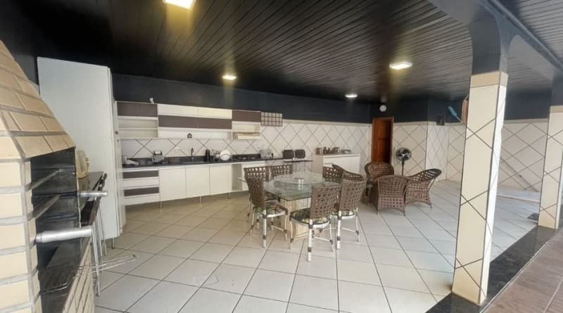 Foto 11 de 22: Comercial em leilão em Ji-paraná - RO — LOTE 001 IMÓVEL RESIDENCIAL E COMERCIAL EM JI-PARANÁ