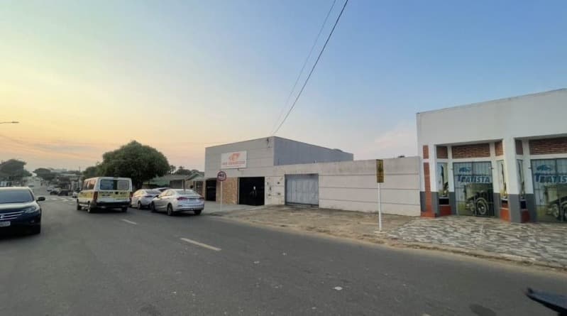 Foto 16 de 22: Comercial em leilão em Ji-paraná - RO — LOTE 001 IMÓVEL RESIDENCIAL E COMERCIAL EM JI-PARANÁ