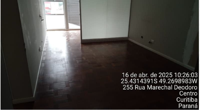 Foto 3 de 22: Apartamento em leilão em Curitiba - PR, bairro Centro — LOTE 001 APARTAMENTO NO CENTRO DE CURITIBA/PR