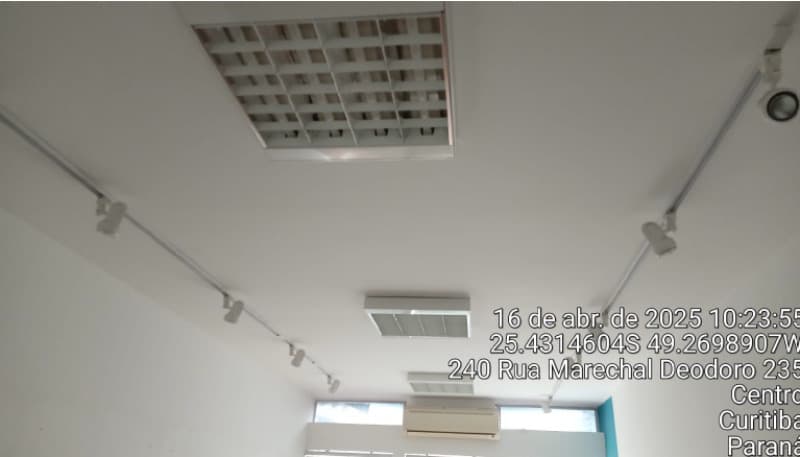 Foto 12 de 22: Apartamento em leilão em Curitiba - PR, bairro Centro — LOTE 001 APARTAMENTO NO CENTRO DE CURITIBA/PR