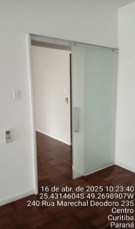 Foto 16 de 22: Apartamento em leilão em Curitiba - PR, bairro Centro — LOTE 001 APARTAMENTO NO CENTRO DE CURITIBA/PR