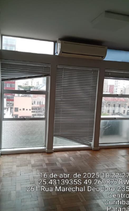Foto 17 de 22: Apartamento em leilão em Curitiba - PR, bairro Centro — LOTE 001 APARTAMENTO NO CENTRO DE CURITIBA/PR