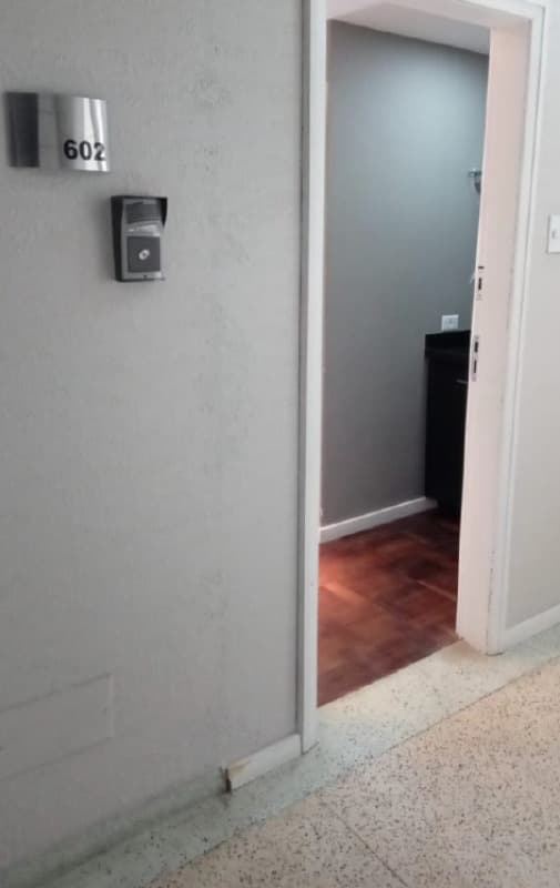 Foto 22 de 22: Apartamento em leilão em Curitiba - PR, bairro Centro — LOTE 001 APARTAMENTO NO CENTRO DE CURITIBA/PR