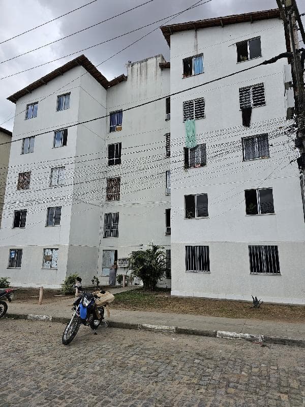 Apartamento em leilão em Feira De Santana - BA — LOTE 015 Apartamento