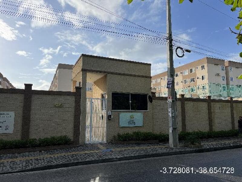 Apartamento em leilão em Caucaia - CE — LOTE 024 Apartamento