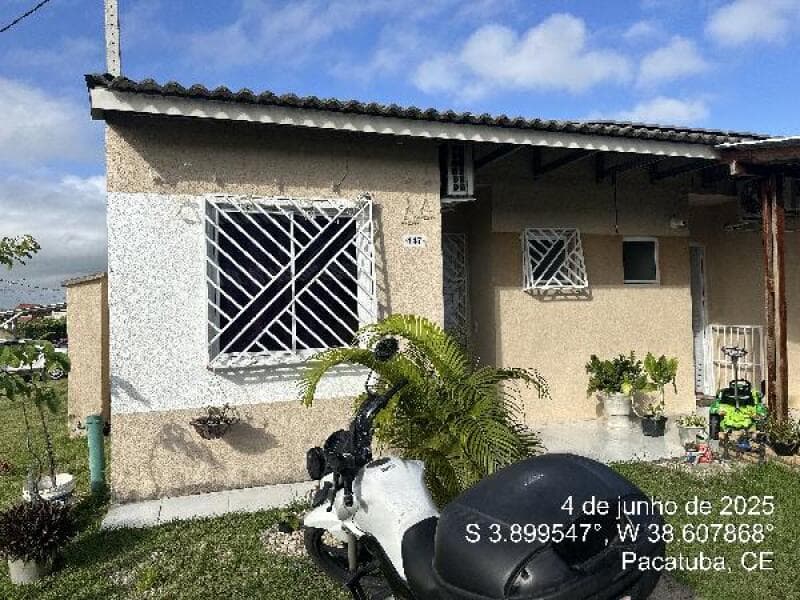 Casa em leilão em Pacatuba - CE — LOTE 034 Casa