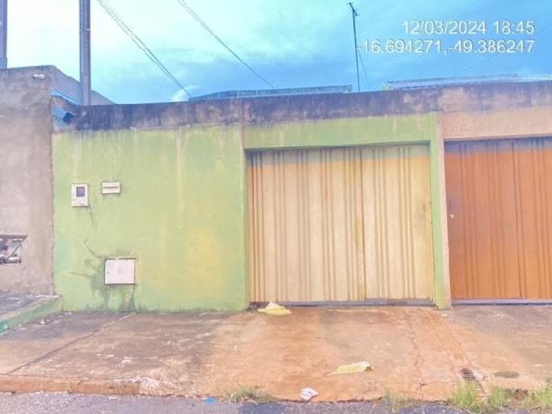 Casa em leilão em Goiânia - GO — LOTE 059 Casa
